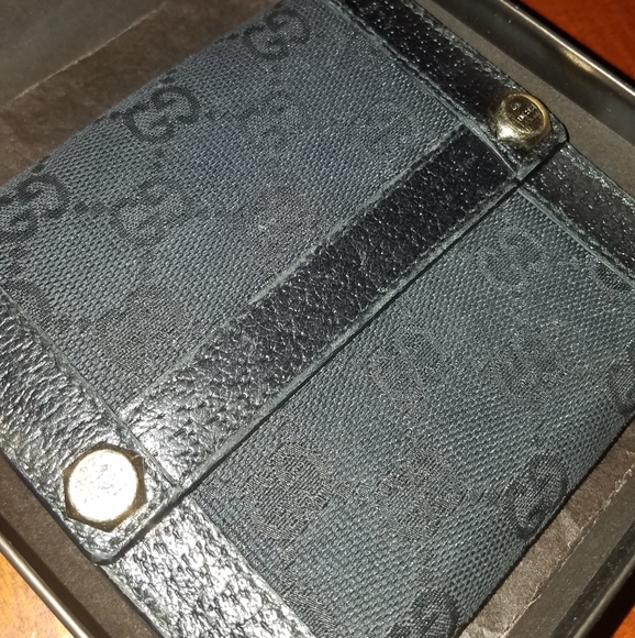Authentic Gucci Black Canvas Charmy Wallet